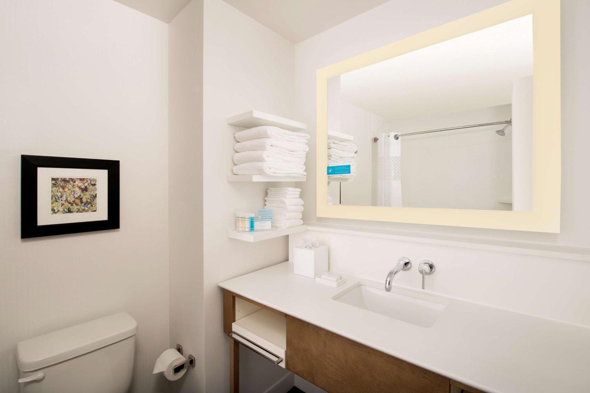 Hampton Inn Wilmington Downtown Екстериор снимка